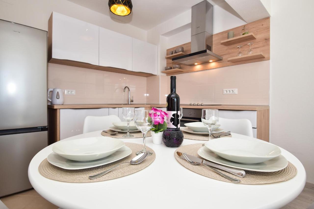 איגריין Apartman Luka מראה חיצוני תמונה